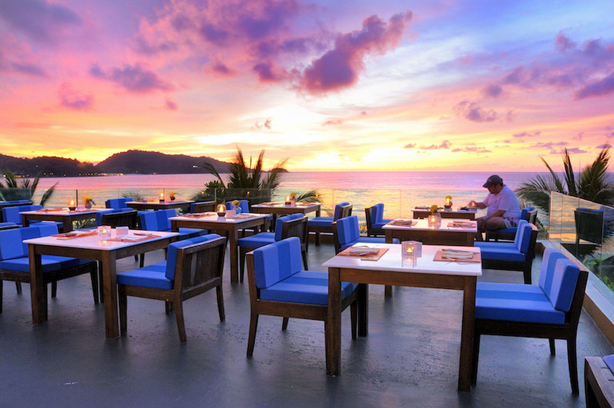 La Flora Resort Patong Restaurace fotografie